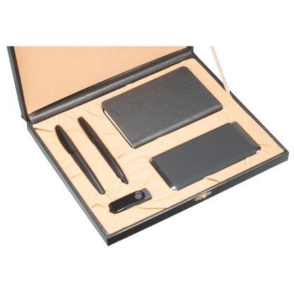 Promosyon Tarihsiz Defter + Roller ve Metal Kalem + Powerbank + Anahtarlık Kutulu Hediyelik Set GT01008